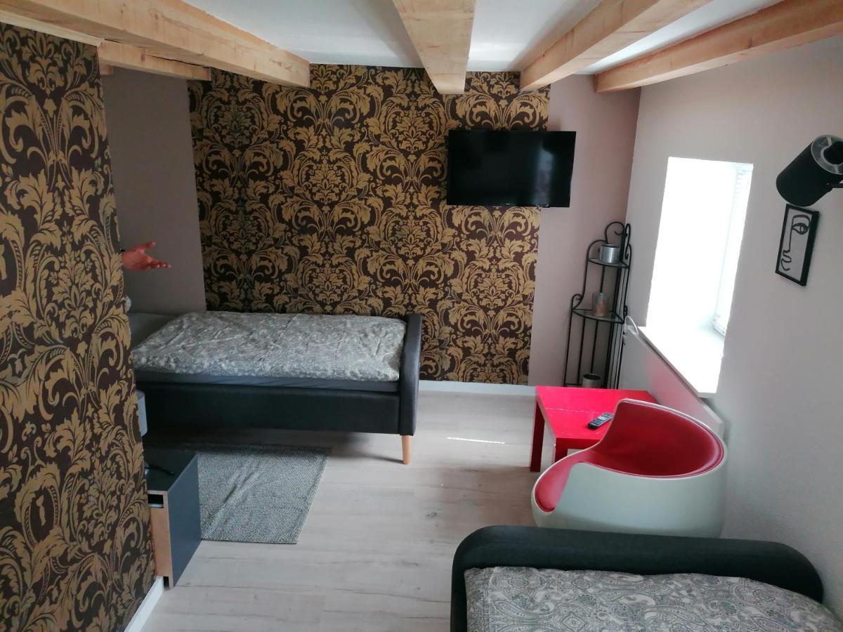 Zum Pfarrberg Apartment Миране Екстериор снимка