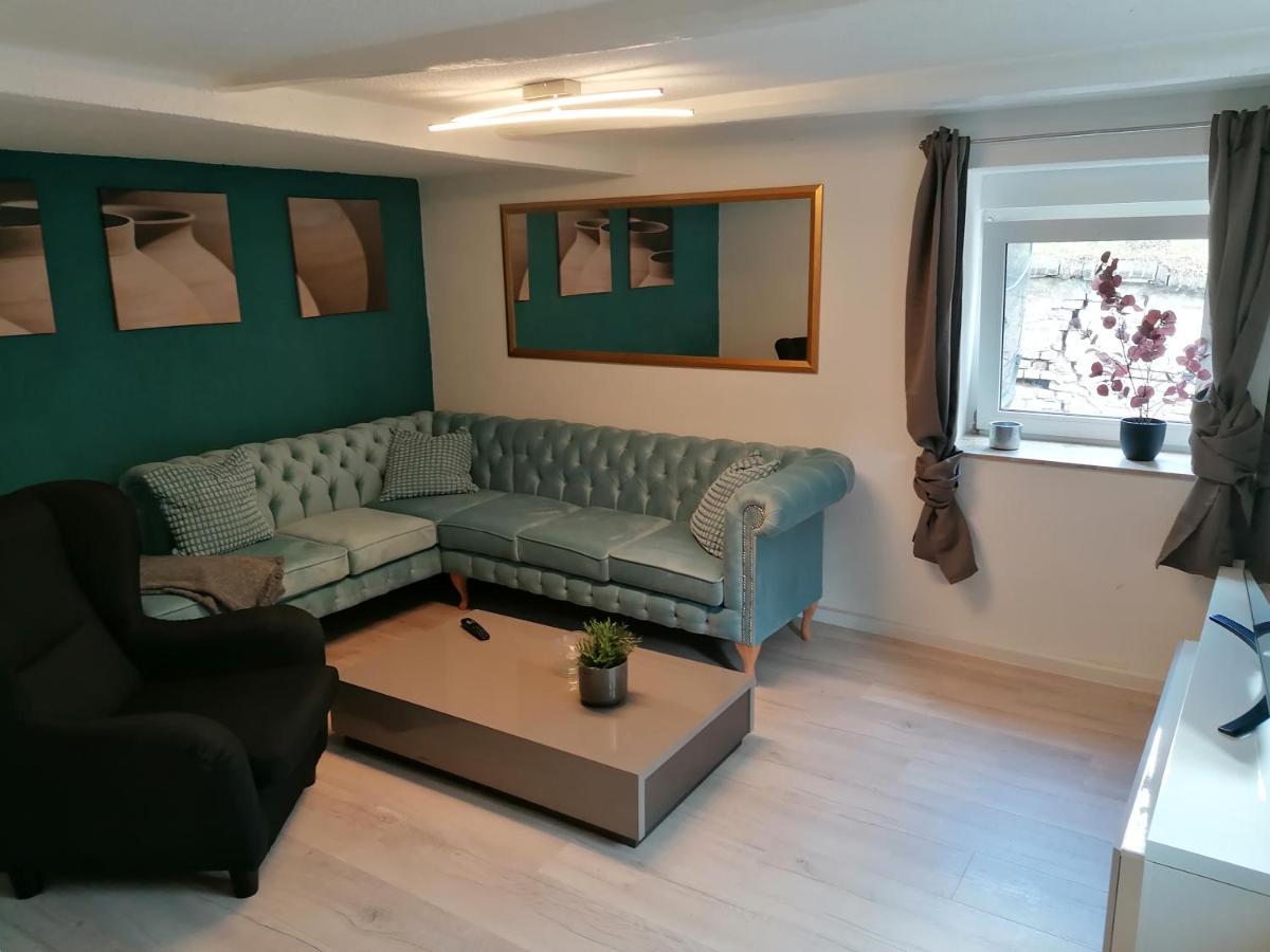 Zum Pfarrberg Apartment Миране Екстериор снимка
